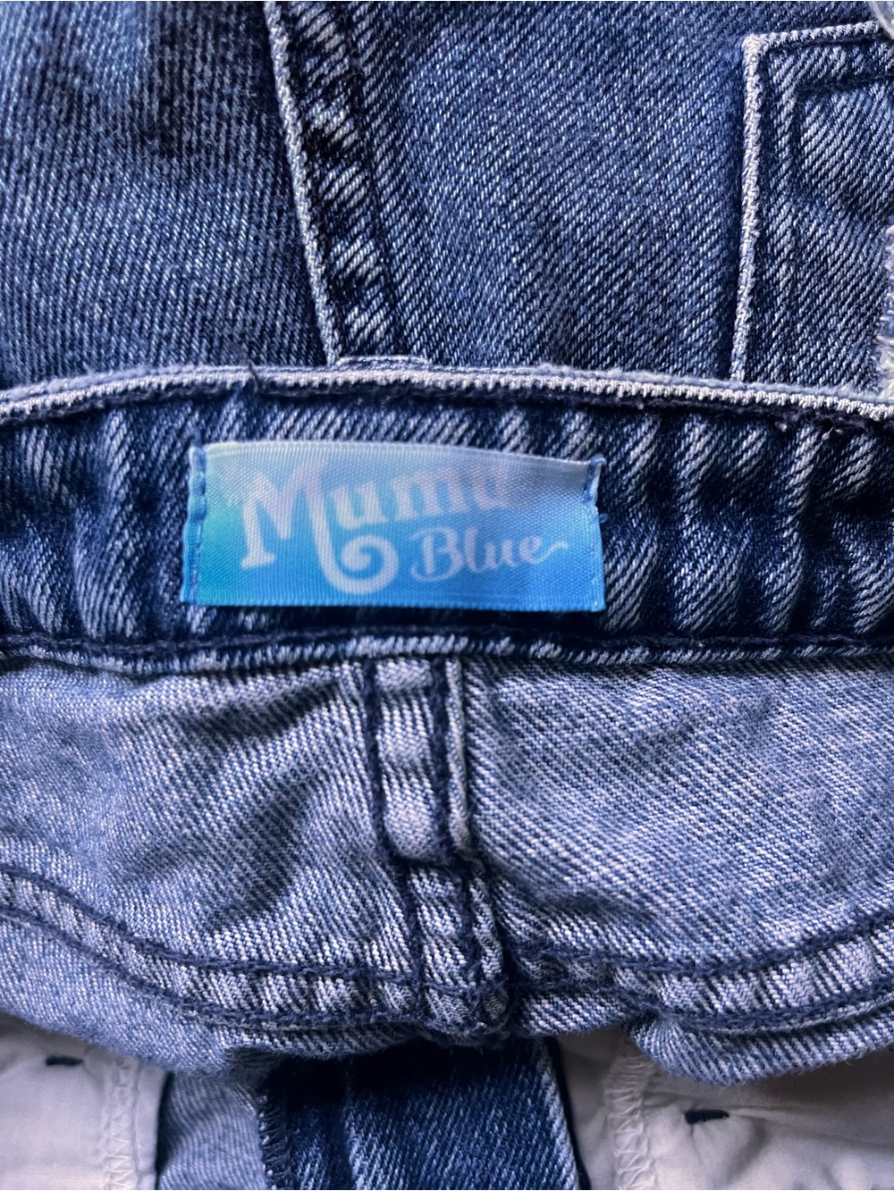 Show Me Your Mumu Blue Distressed Cutoff Denim Shorts Size 6/28 - Picture 3 of 4